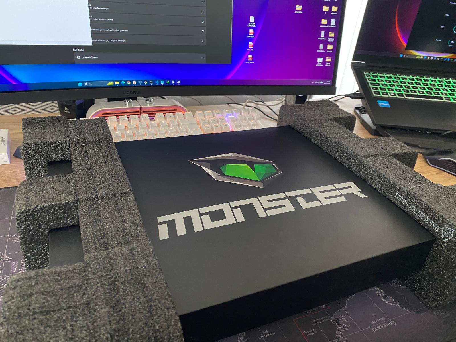 ikinci El RTX4060 8GB 140WATT Monster T7 İ7 13700H 144Hz 17.3 inç